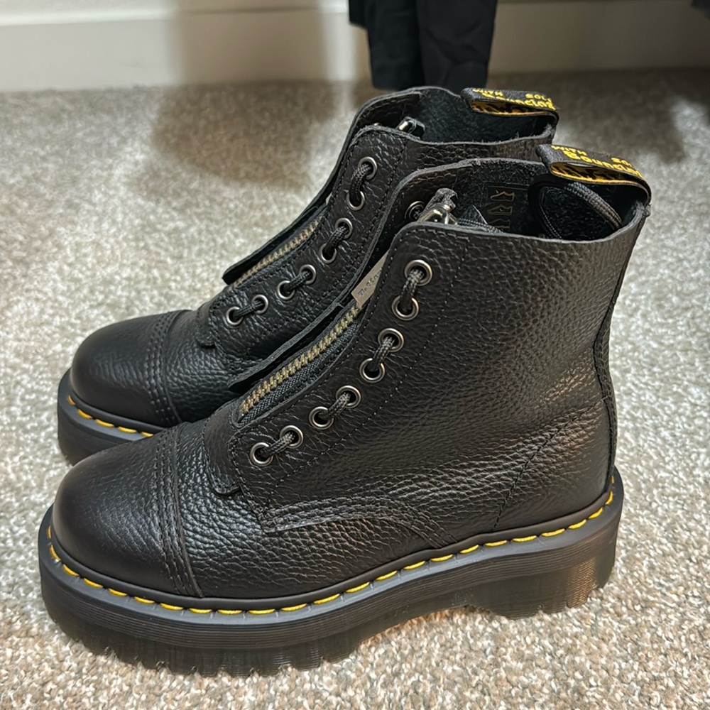 Dr. Martens Sinclair soft leather boot
